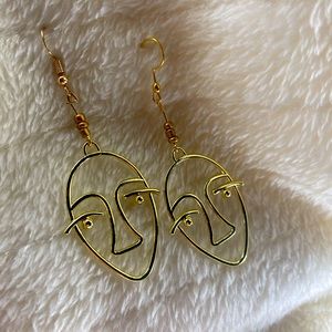 Figure design pendant gold earrings. Only 3 left!